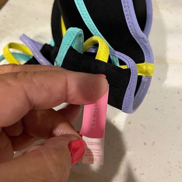 Victoria’s Secret Bikini Top  - Picture 4 of 4